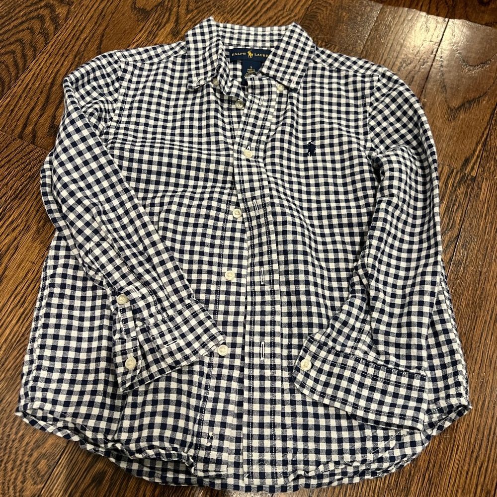 Polo linen blend shirts! 2 sizes available.